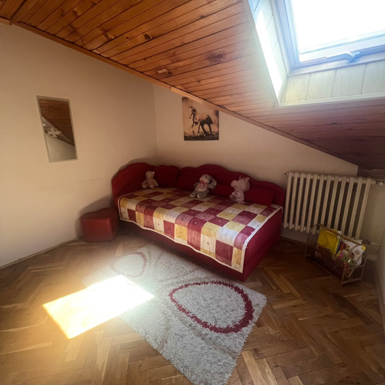 Stan Prodaja Novi Sad  100 m2