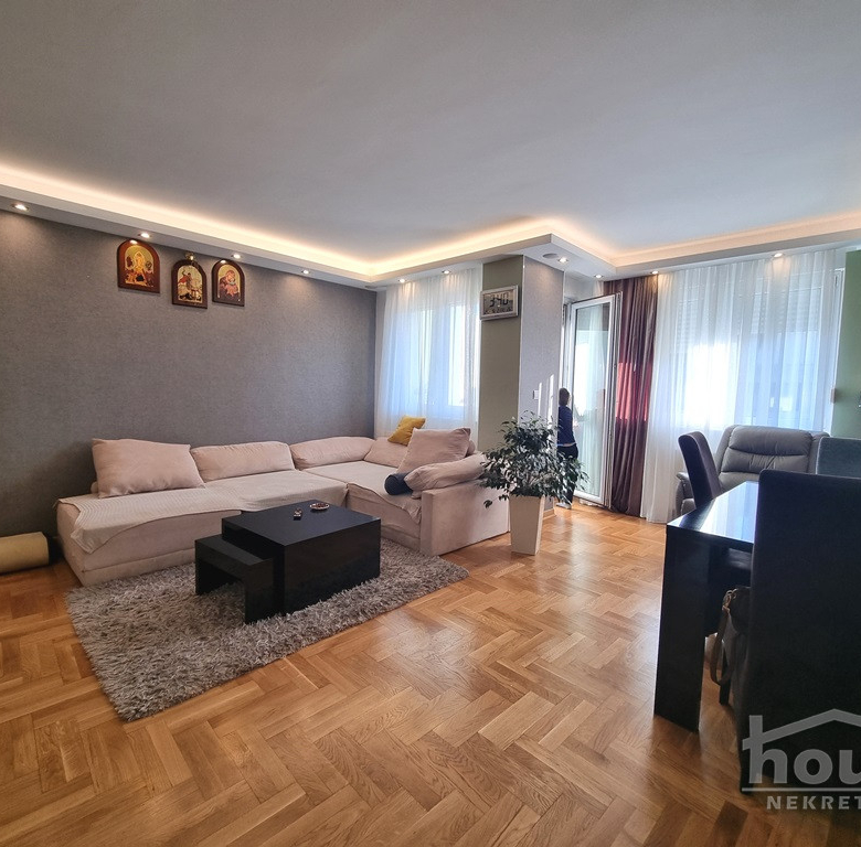 Stan Prodaja Novi Sad  86 m2