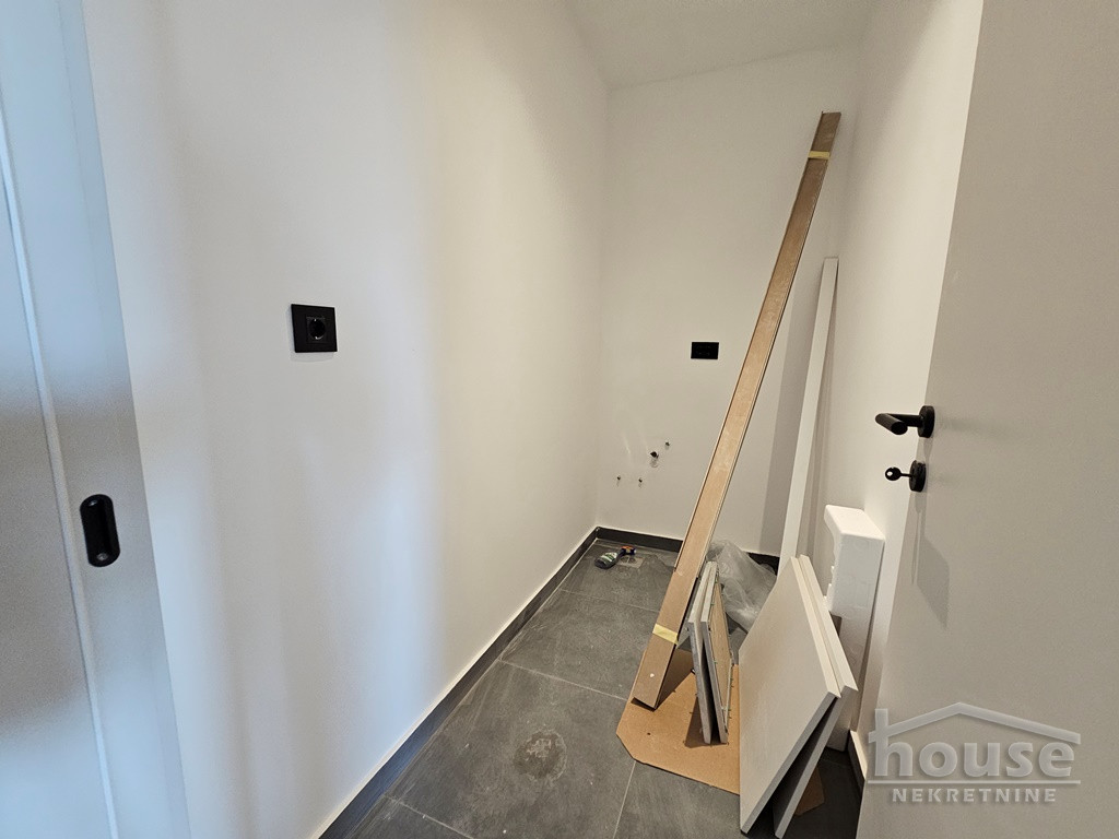 Stan Prodaja Novi Sad  194 m2