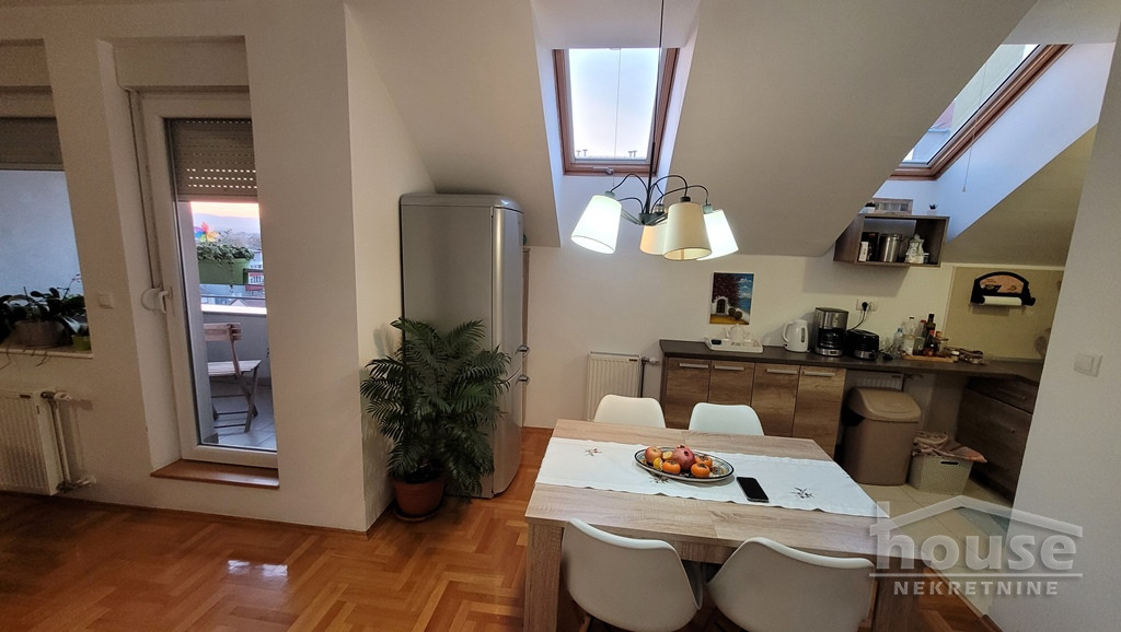 Stan Prodaja Novi Sad  77 m2