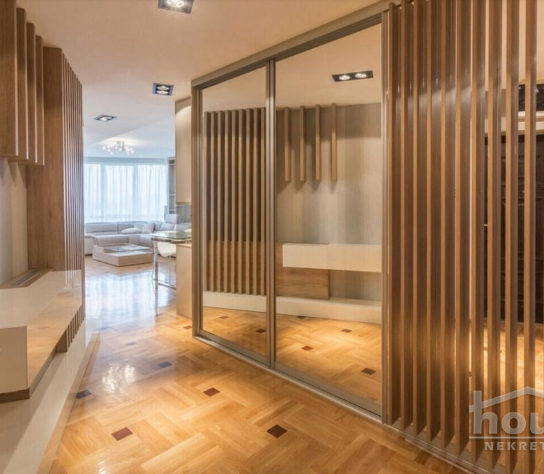 Stan Prodaja Novi Sad  120 m2
