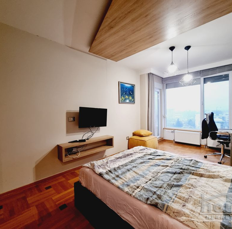 Stan Prodaja Novi Sad  120 m2