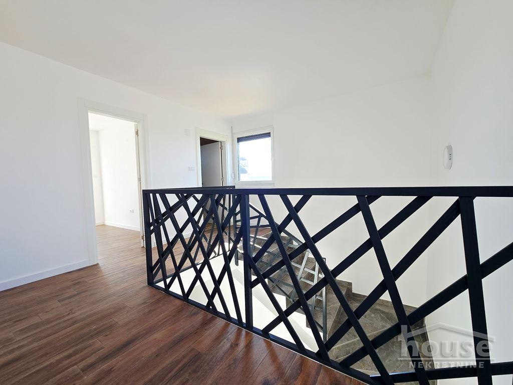 stanovi-4-pe-telep-1102319-eirxj Četvorosoban stan na prodaju, Telep, Novi Sad, 110m², 270.000 €