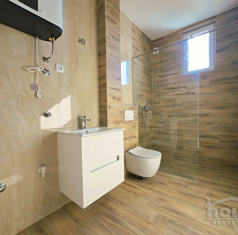 Stan Prodaja Novi Sad  110 m2