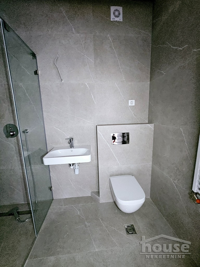 stanovi-4-po-bulevar-1098110-ajka9 Četvorosoban stan na prodaju, Bulevar Oslobođenja, Novi Sad, 104m², 3. sprat, 320.320 €