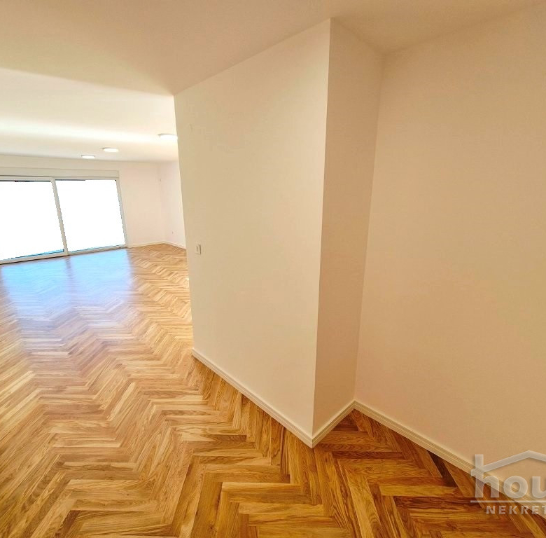 Stan Prodaja Novi Sad  101 m2