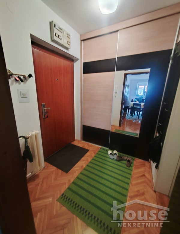 Stan Prodaja Novi Sad  92 m2