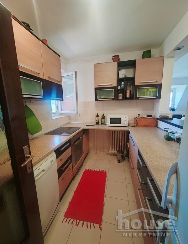 Stan Prodaja Novi Sad  92 m2