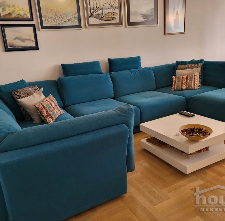 Stan Prodaja Novi Sad  104 m2
