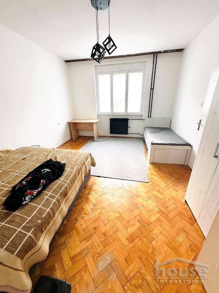 stanovi-4-re-centar-1063270-zumow Četvorosoban stan na prodaju, Centar, Novi Sad, 152m², 2. sprat, 500.990 €