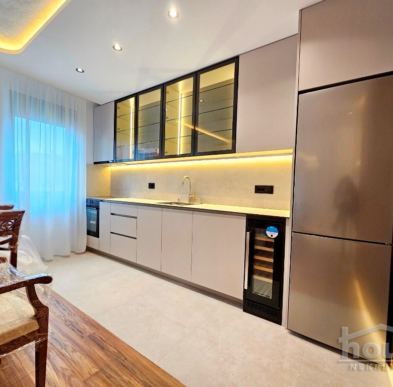 Stan Prodaja Novi Sad  119 m2