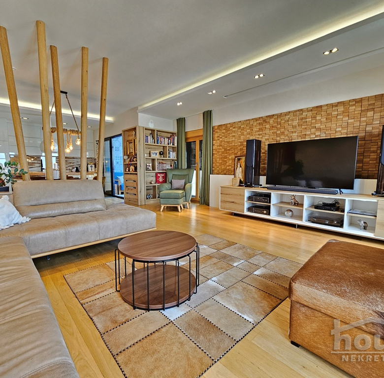 Stan Prodaja Novi Sad  132 m2
