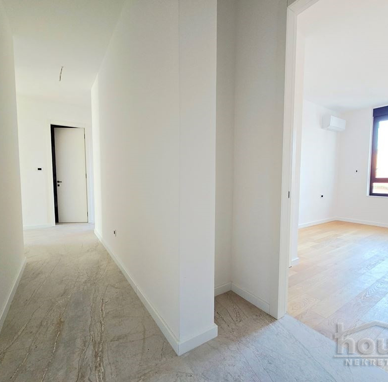 Stan Prodaja Novi Sad  107 m2