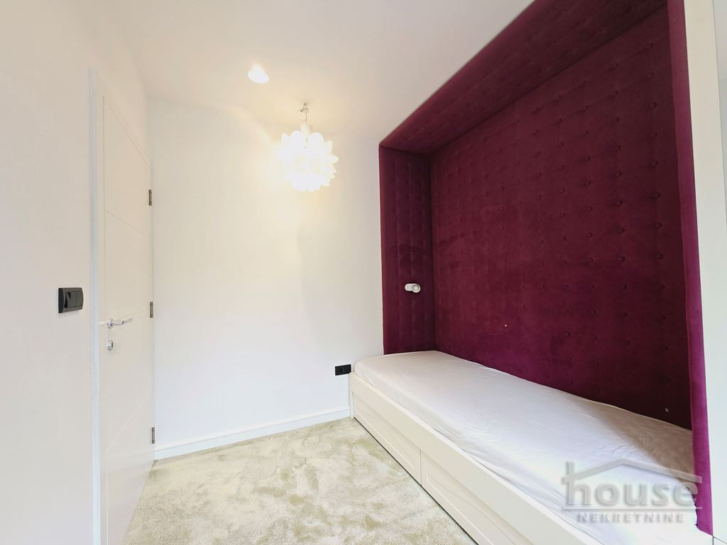 stanovi-4-re-centar-1065860-potlk Četvorosoban stan na prodaju, Centar, Novi Sad, 113m², 460.000 €