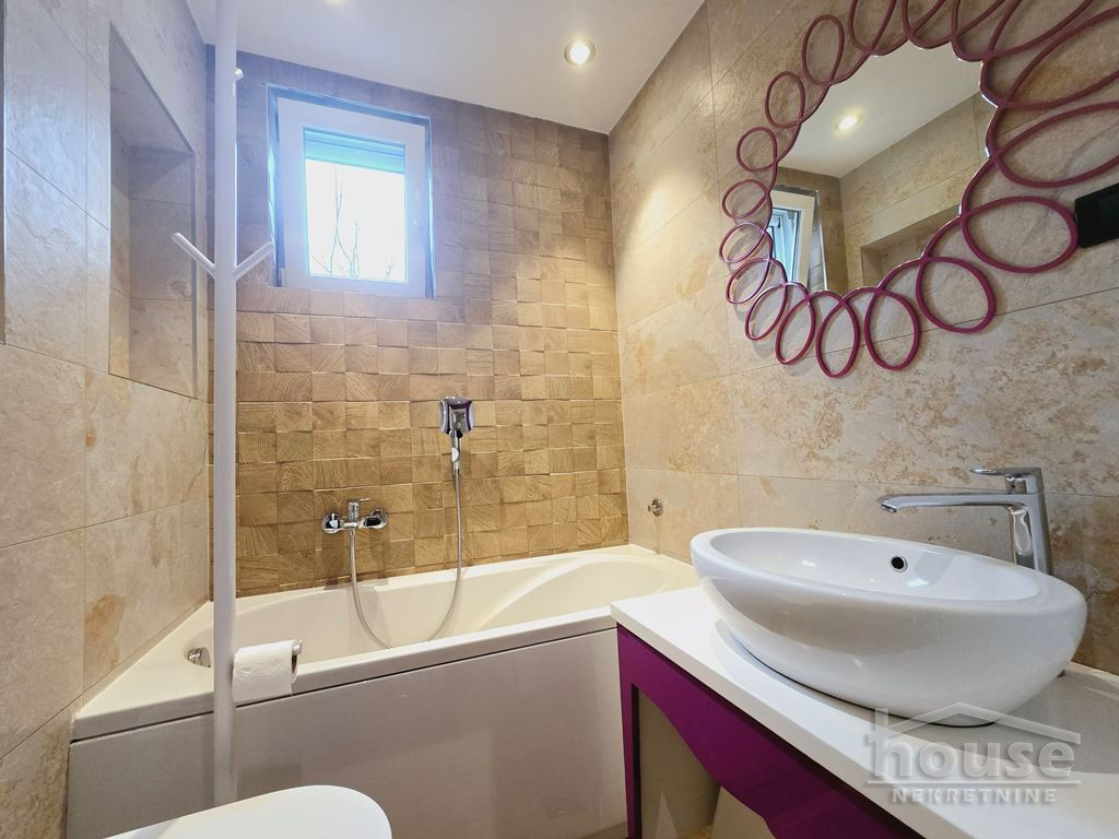 stanovi-4-re-centar-1065860-qvchj Četvorosoban stan na prodaju, Centar, Novi Sad, 113m², 460.000 €