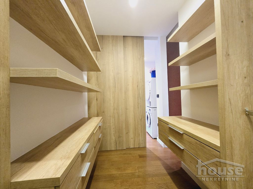stanovi-4-re-centar-1065860-rr32k Četvorosoban stan na prodaju, Centar, Novi Sad, 113m², 460.000 €