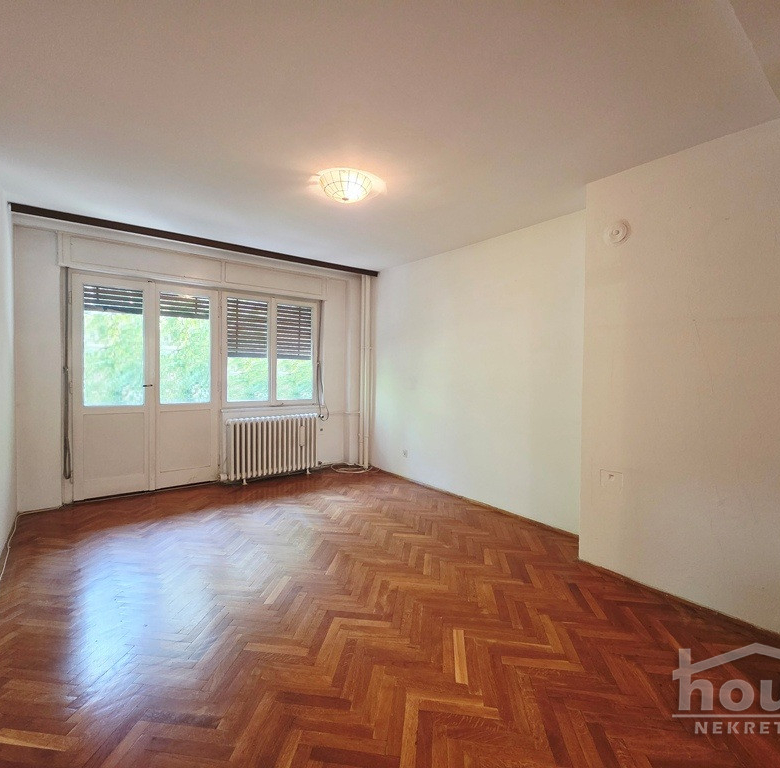 Stan Prodaja Novi Sad  90 m2