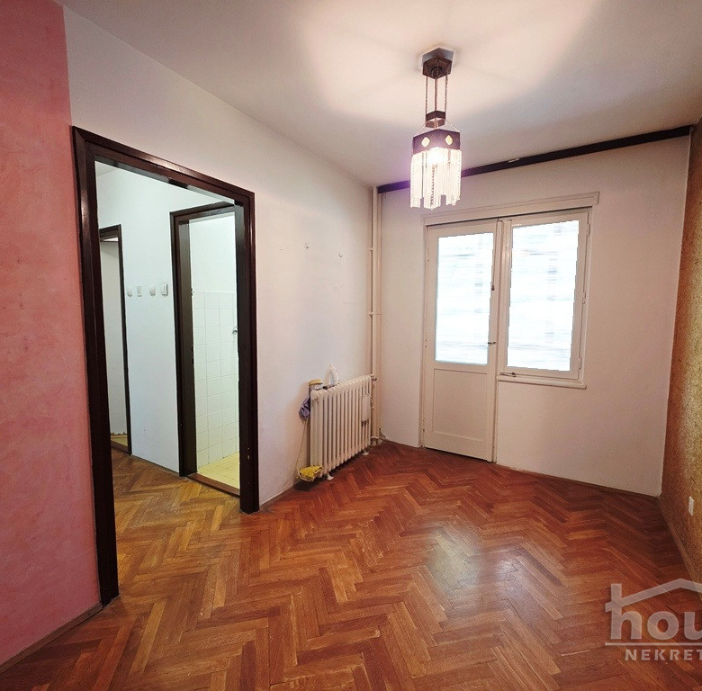 Stan Prodaja Novi Sad  90 m2