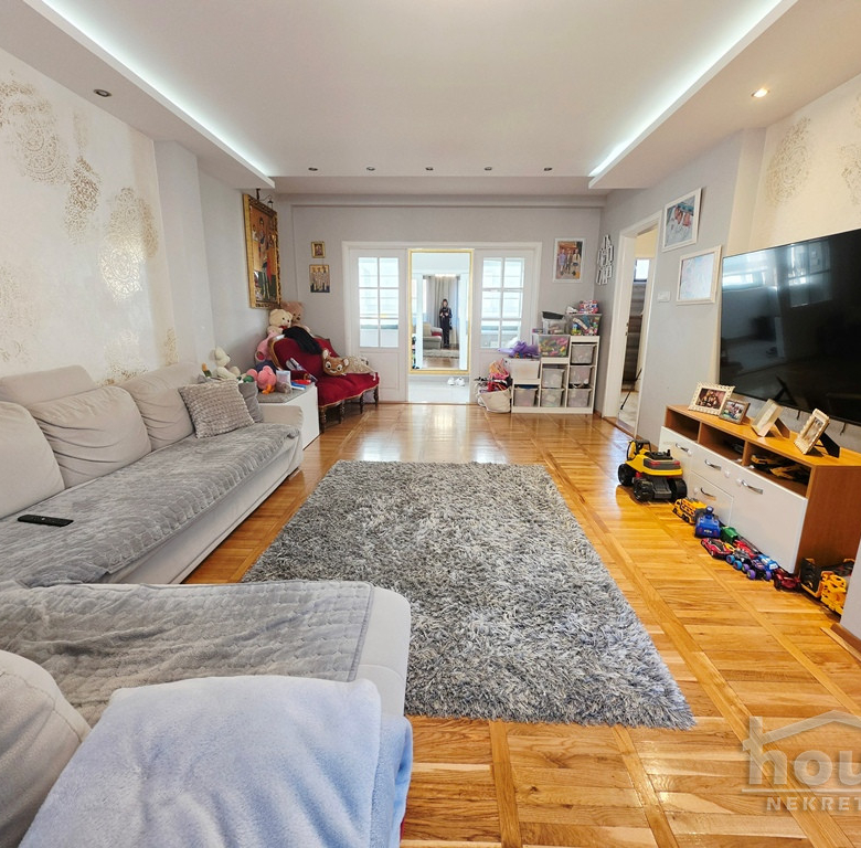 Stan Prodaja Novi Sad  116 m2