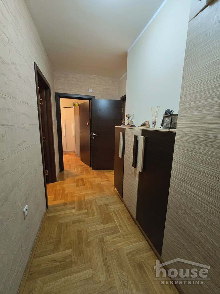 stanovi-4-re-grbavica-1099810-spyja Četvorosoban stan na prodaju, Grbavica, Novi Sad, 95m², 265.000 €