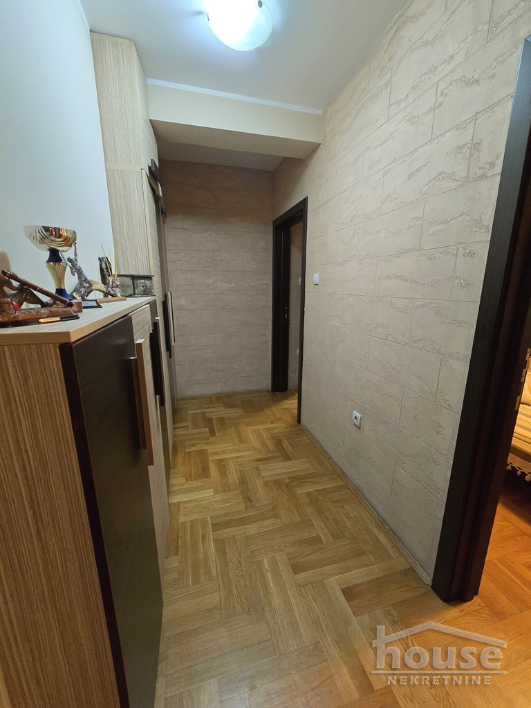 Stan Prodaja Novi Sad  95 m2