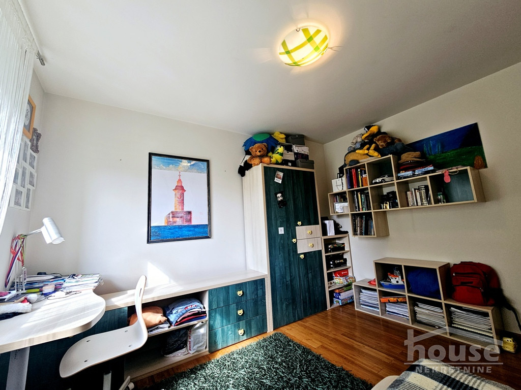 stanovi-4-re-grbavica-1100898-ddtvs Četvorosoban stan na prodaju, Grbavica, Novi Sad, 115m², 2. sprat, 289.000 €