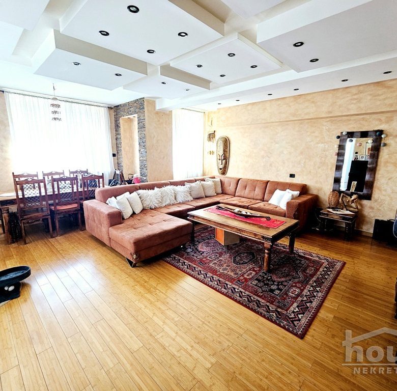 Stan Prodaja Novi Sad  115 m2