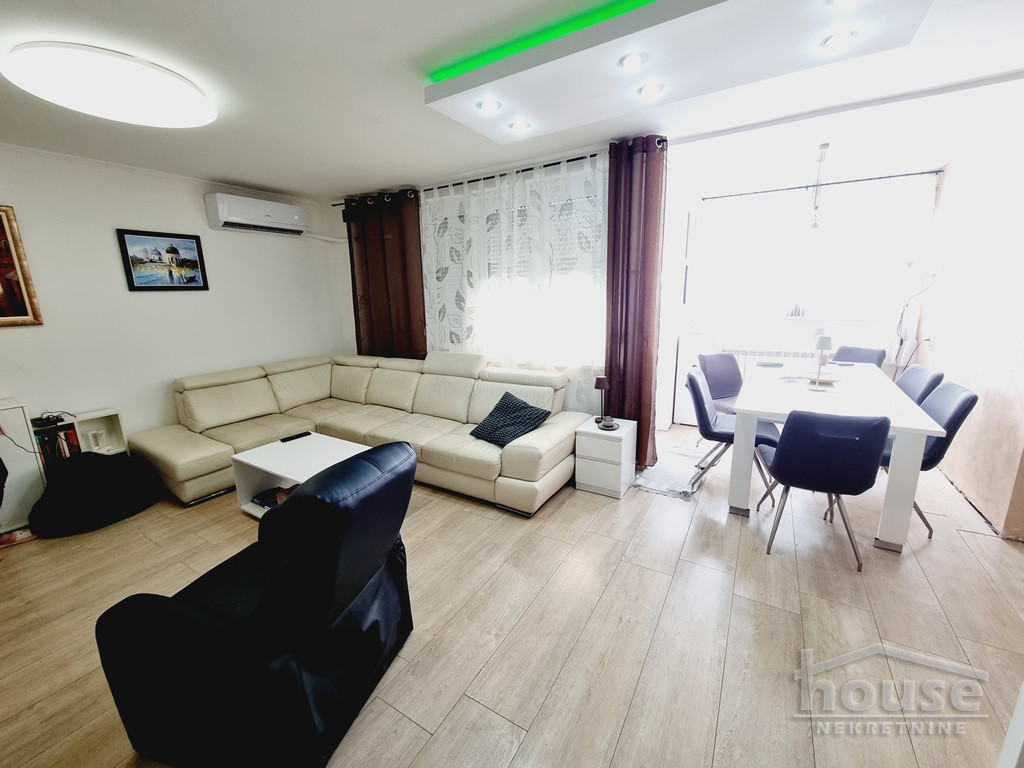 Stan Prodaja Novi Sad  72 m2