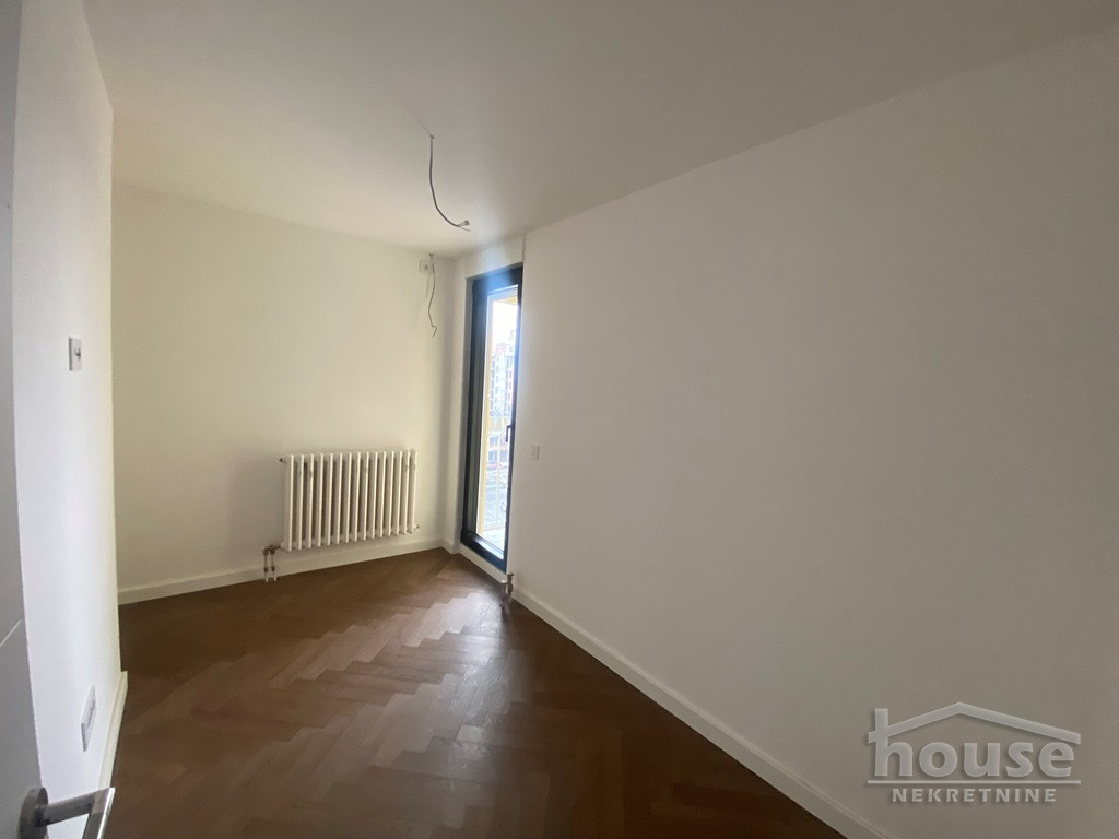 Četvorosoban stan na prodaju, Liman 4, Novi Sad, 144m², 7. sprat, 270.000 €