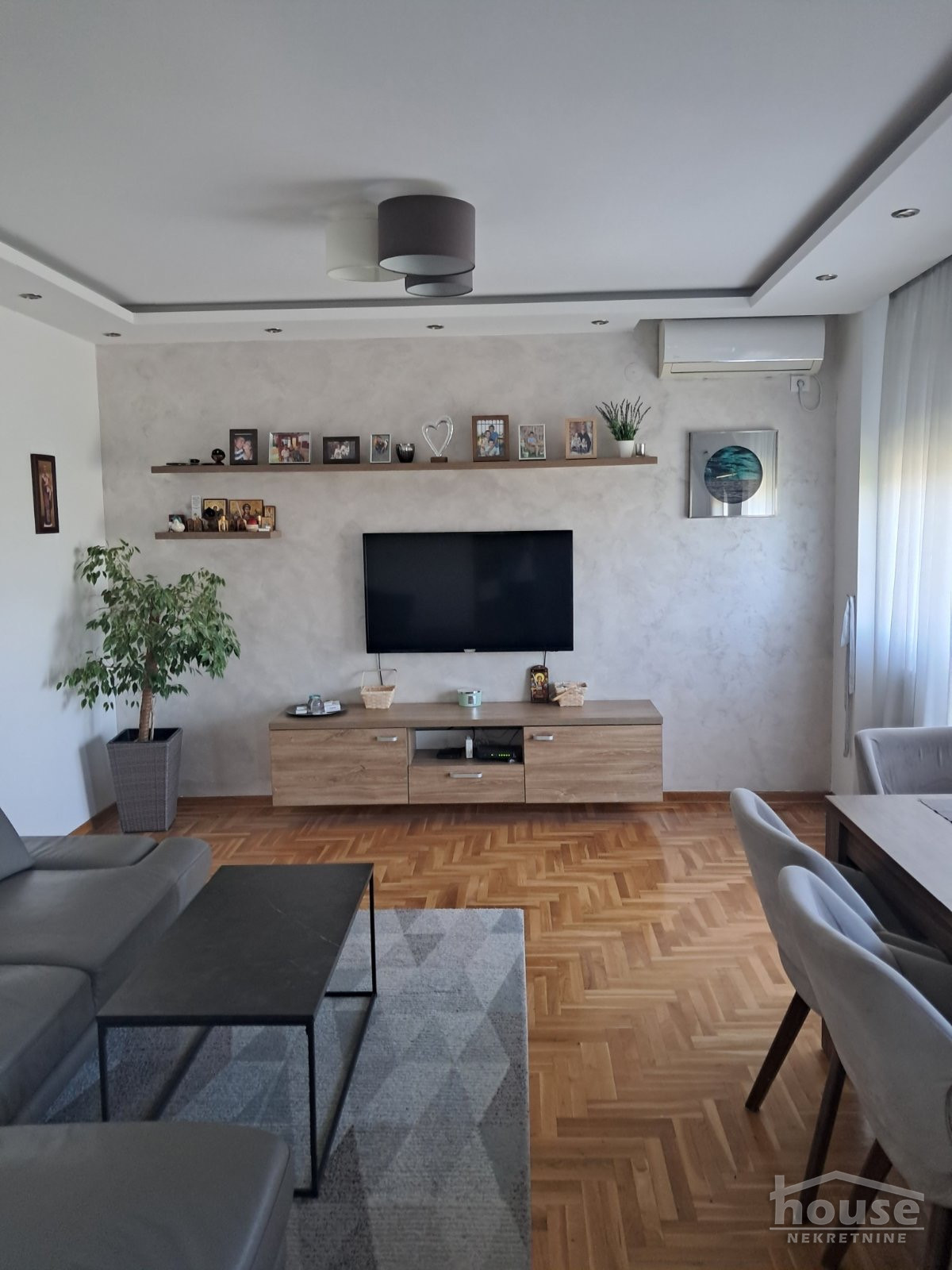 Stan Prodaja Novi Sad  97 m2