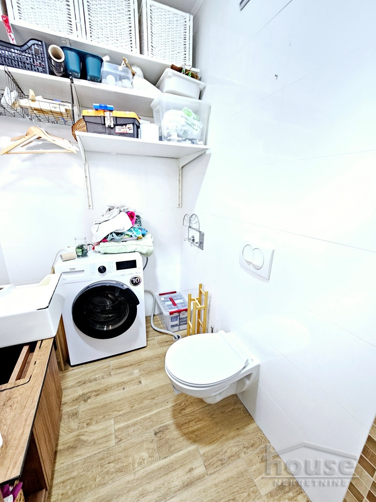 Četvorosoban stan na prodaju, Petrovaradin, Novi Sad, 83m², 1. sprat, 220.000 €
