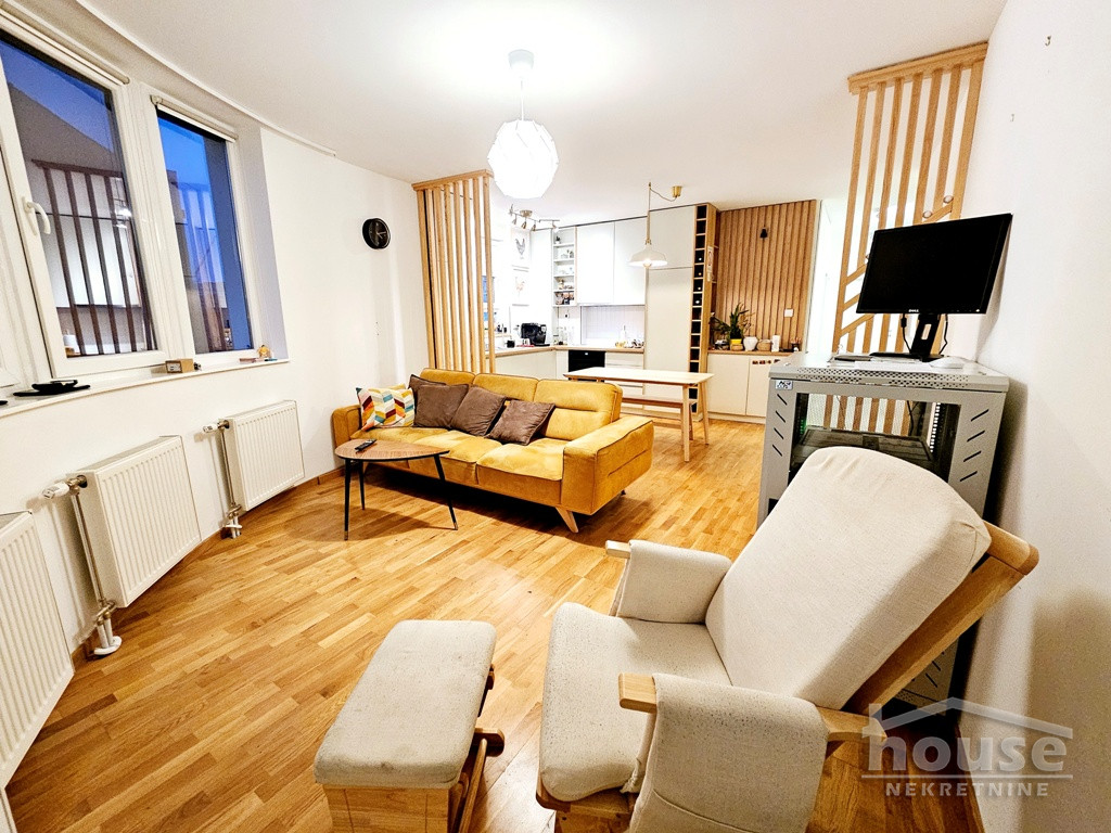 Stan Prodaja Novi Sad  83 m2