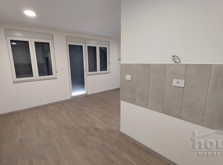 Stan Prodaja Novi Sad  78 m2