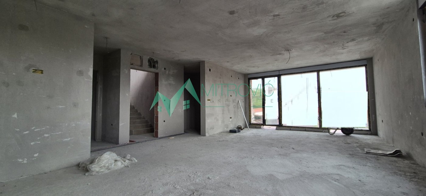 Stan Prodaja Novi Sad  112 m2