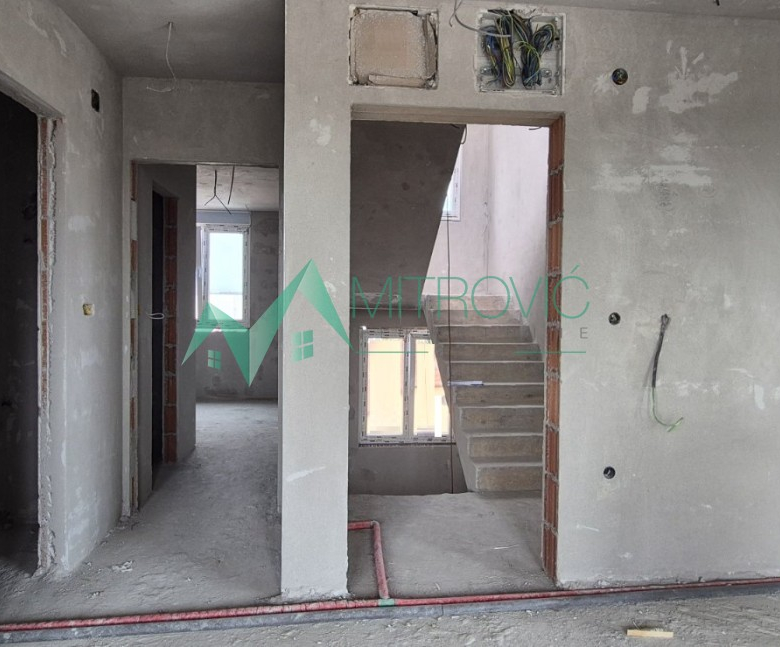 Stan Prodaja Novi Sad  112 m2