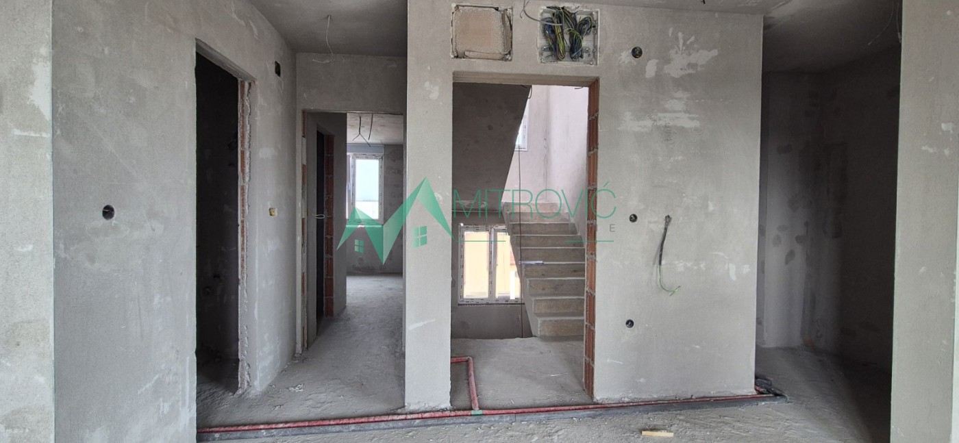 Stan Prodaja Novi Sad  112 m2