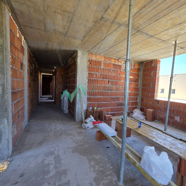 Stan Prodaja Novi Sad  80 m2