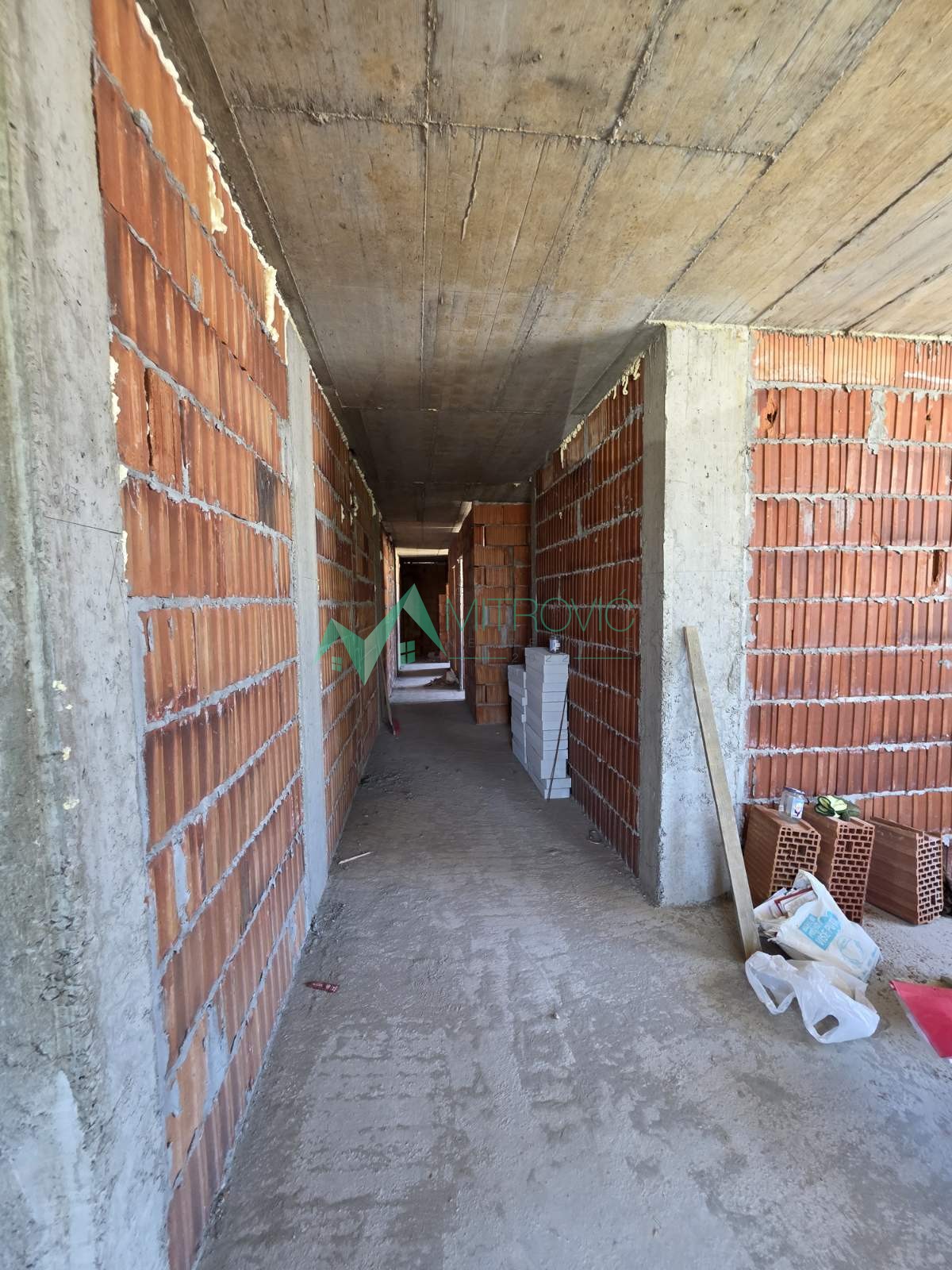 Stan Prodaja Novi Sad  80 m2