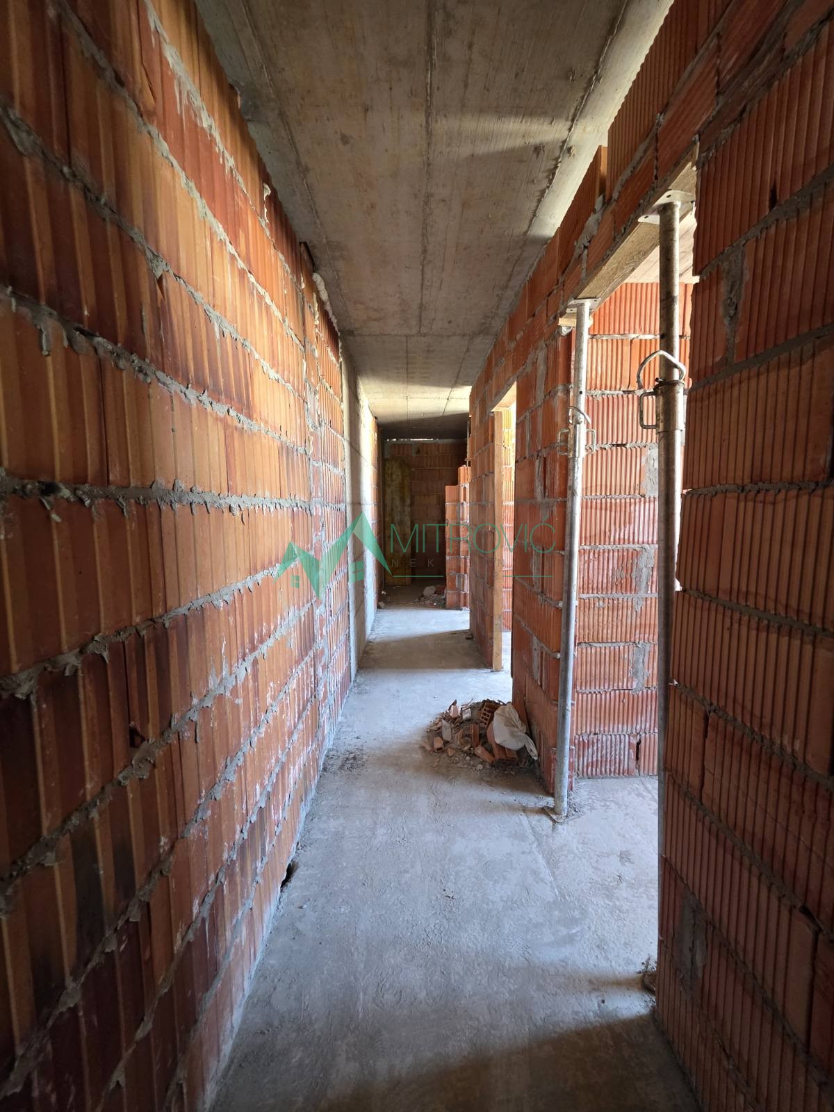 Stan Prodaja Novi Sad  80 m2