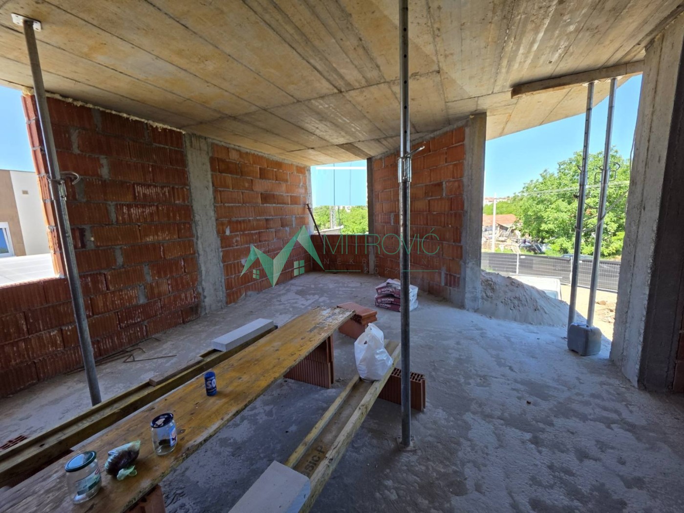 Stan Prodaja Novi Sad  80 m2