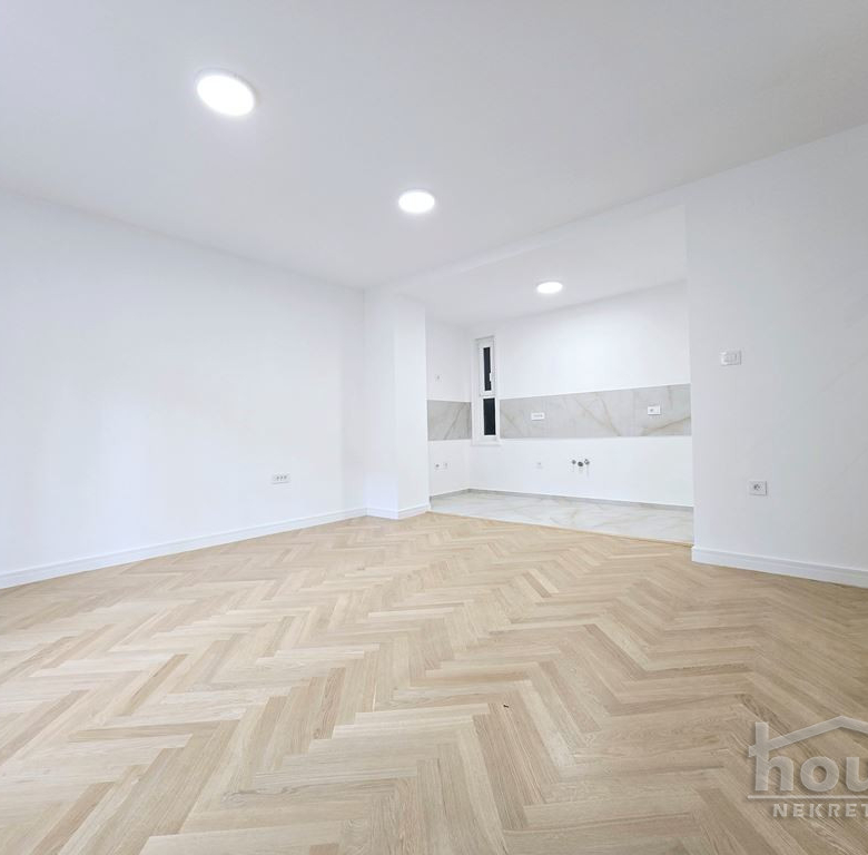 Stan Prodaja Novi Sad  112 m2