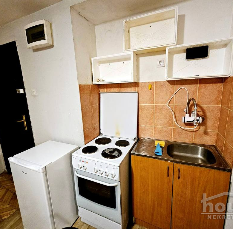 Stan Prodaja Novi Sad  28 m2