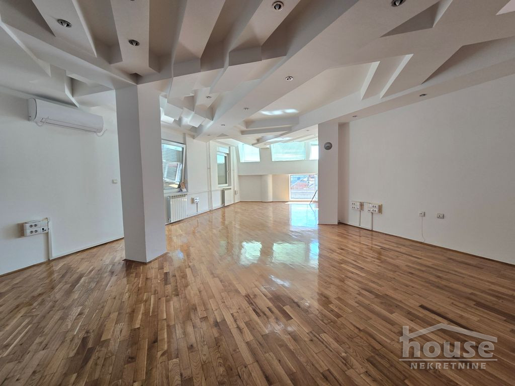 Stan Prodaja Novi Sad  216 m2