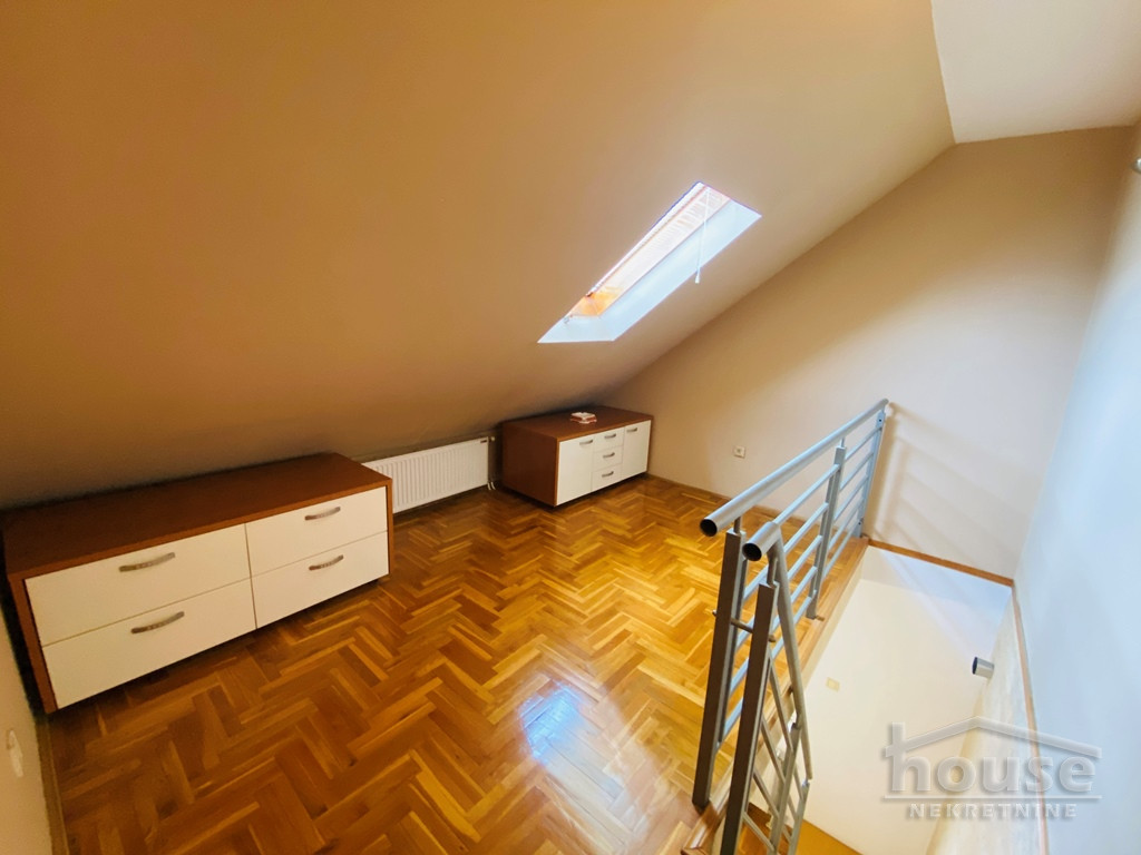 Petosoban stan na prodaju, Centar, Novi Sad, 102m², 3. sprat, 200.000 €