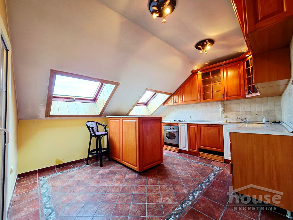 stanovi-5-dx-kej-1065183-rhey7 Petosoban stan na prodaju, Kej, Novi Sad, 179m², 5. sprat, 400.000 €