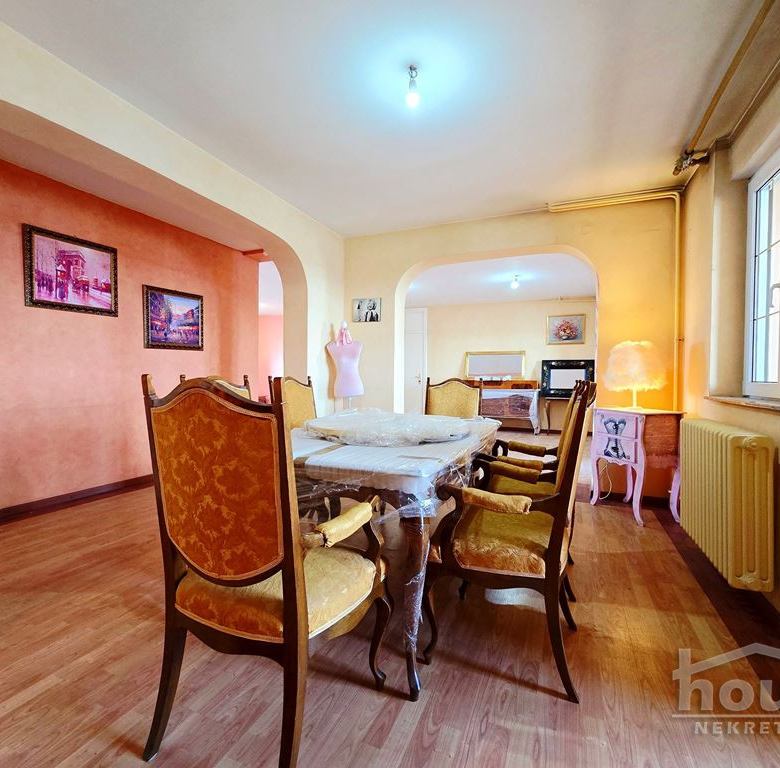 Stan Prodaja Novi Sad  179 m2