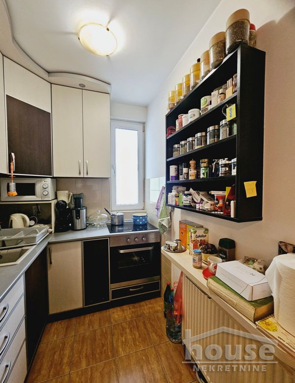 Stan Prodaja Novi Sad  86 m2