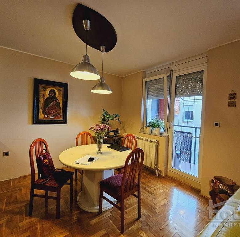Stan Prodaja Novi Sad  143 m2