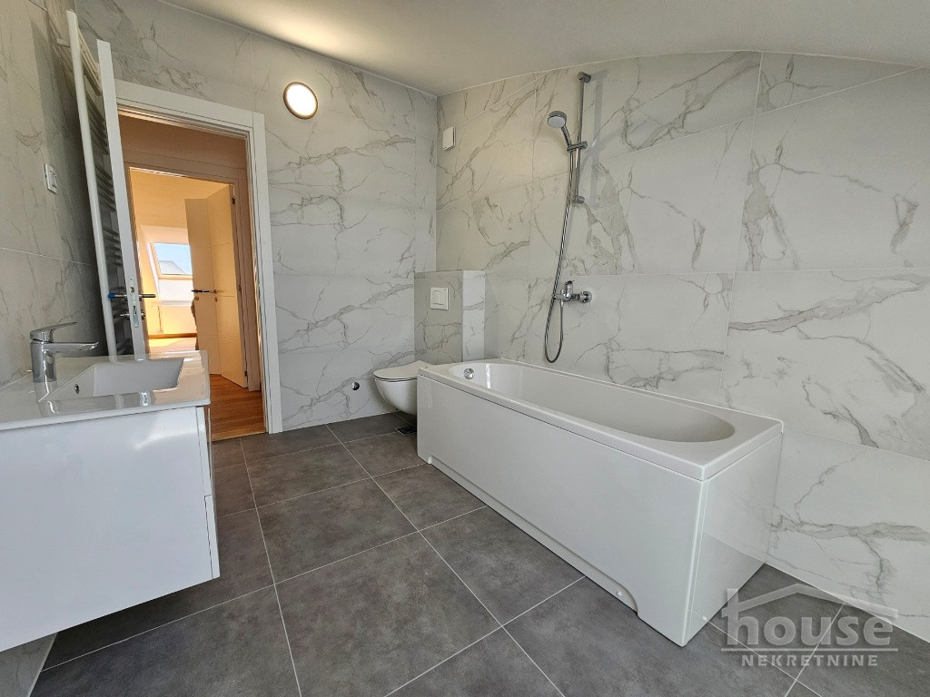 stanovi-5-pe-grbavica-1064011-e9hm9 Petosoban stan na prodaju, Grbavica, Novi Sad, 185m², 7. sprat, 500.000 €