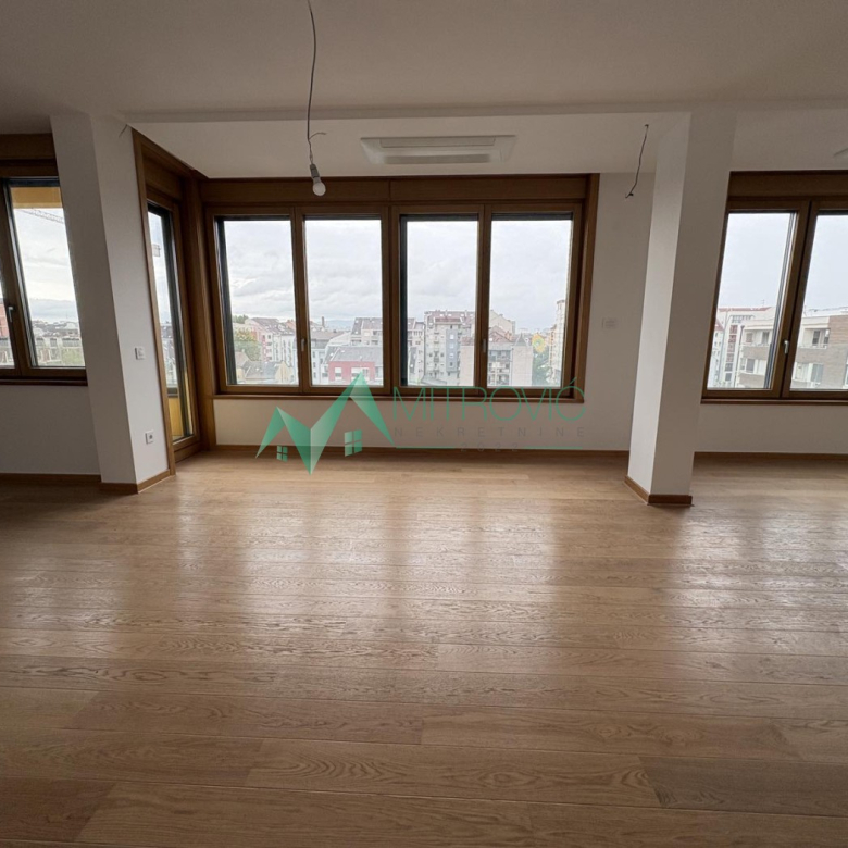 Stan Prodaja Novi Sad  121 m2